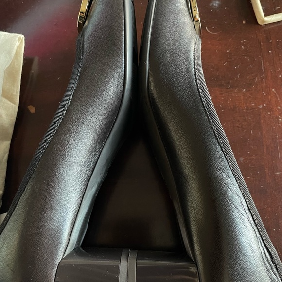 Salvatore Ferragamo Shoes- Gently used - comes with Box and Shoe-bag - Picture 7 of 12